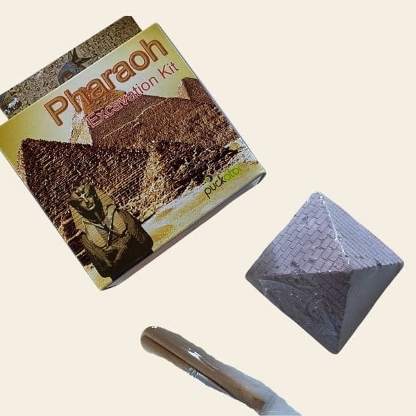 pyramide fouille cadeau egypte