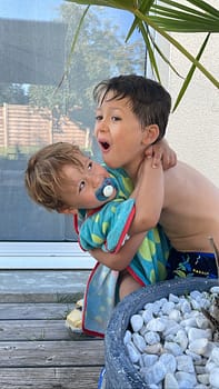 0E1E0F68-B75F-45EA-B755-6594F214B3B6