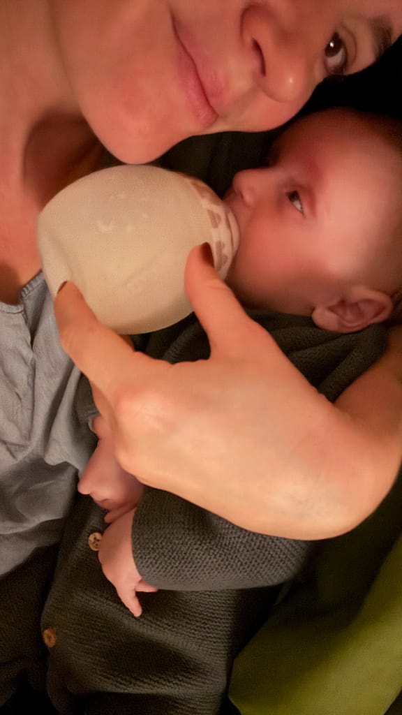 Post-Partum en Douceur : 10 conseils (très) personnels pour traverser cette période avec un bébé.